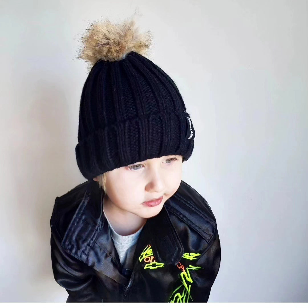 Pom Pom Beanie BLACK